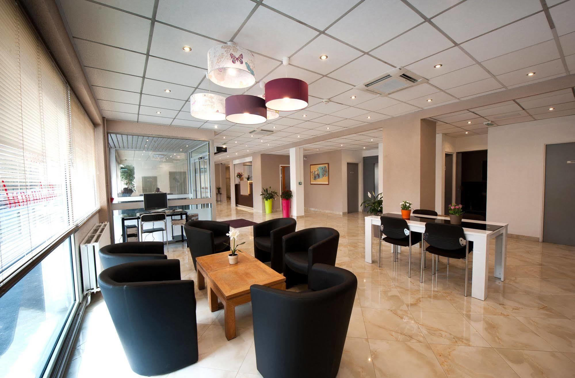 Milton Hotel Neuilly-Plaisance Exteriér fotografie