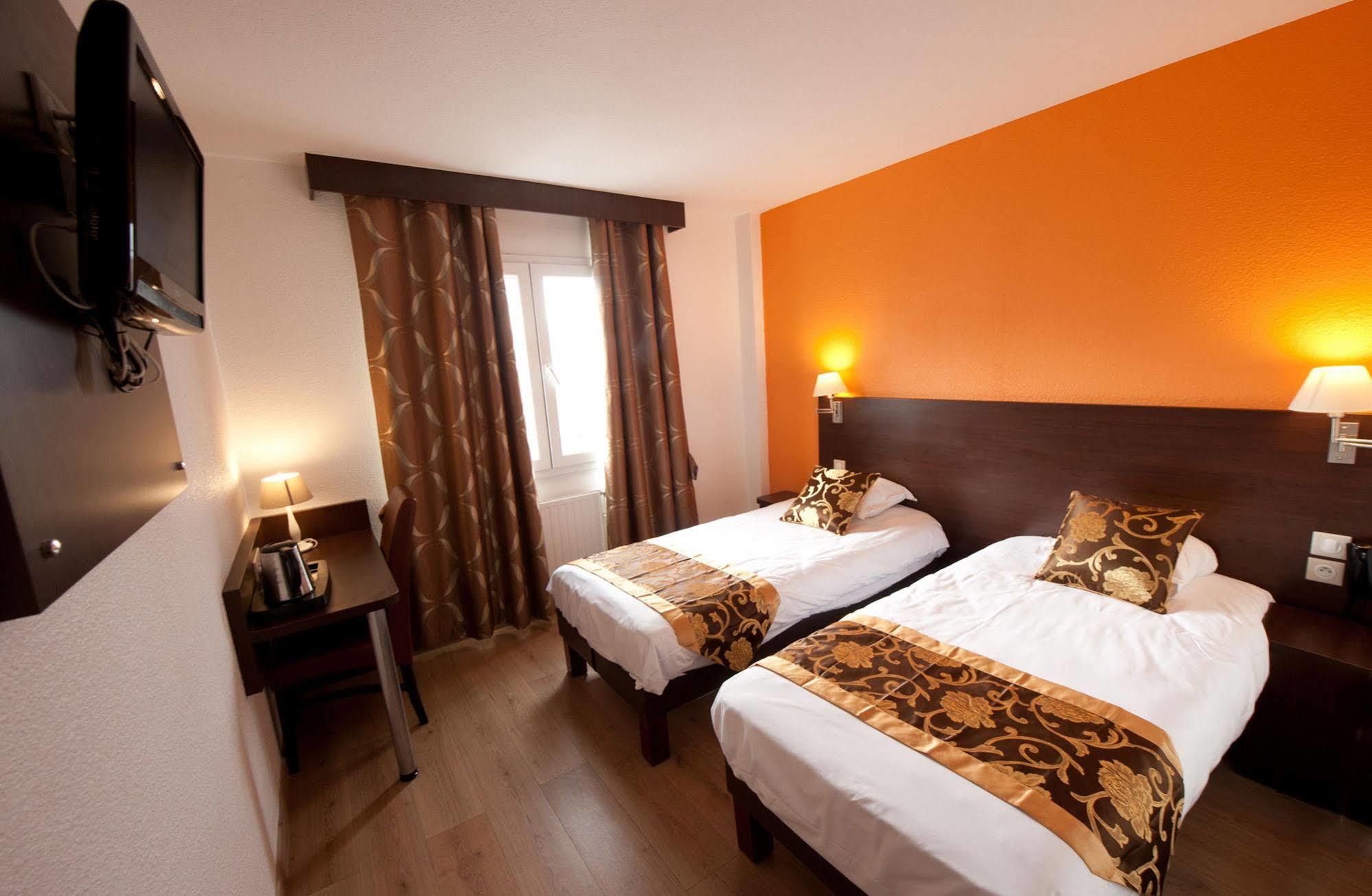 Milton Hotel Neuilly-Plaisance Exteriér fotografie